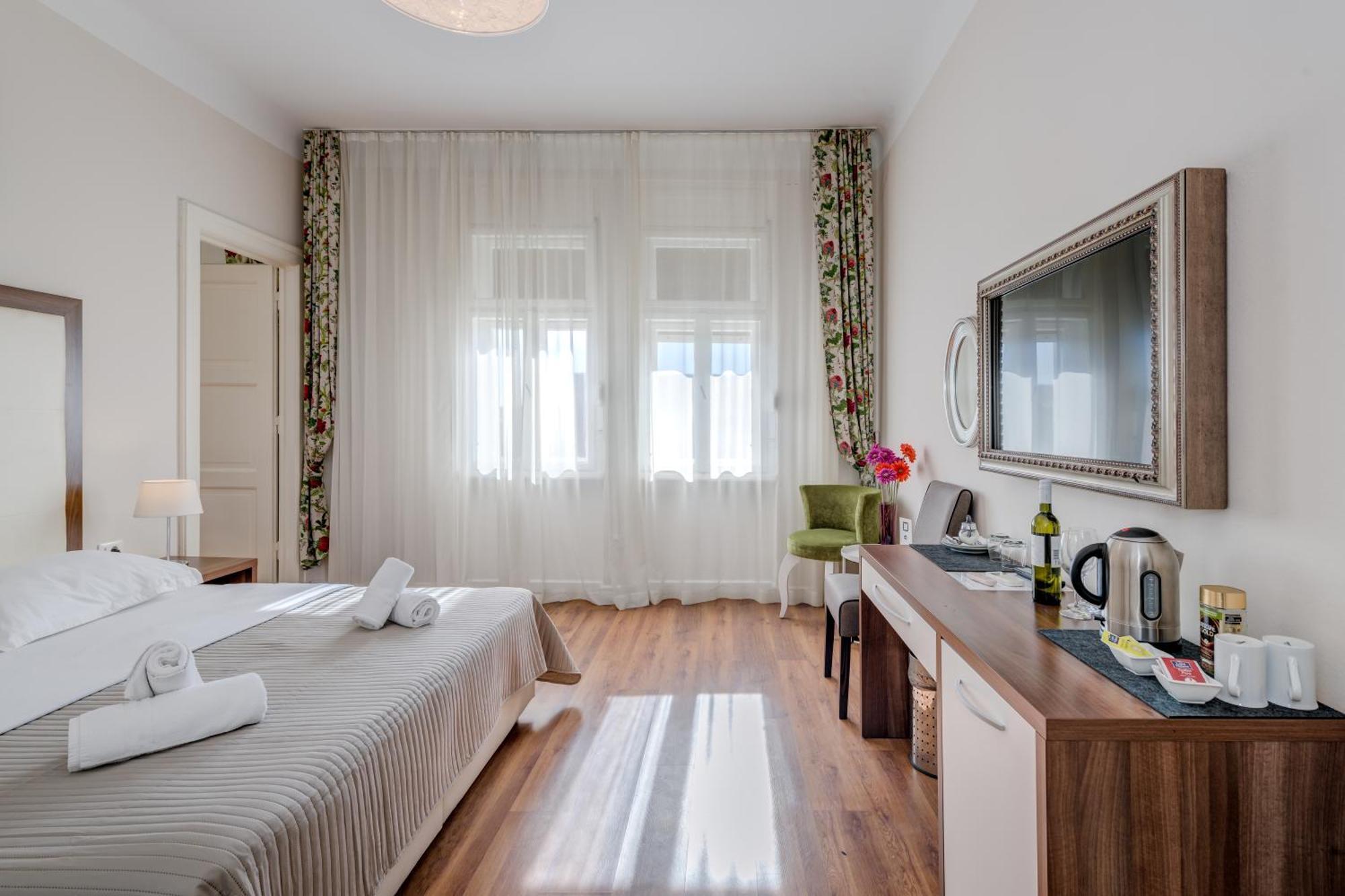 Bastion Luxury Rooms Split Buitenkant foto